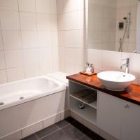 Executive Spa bath resized